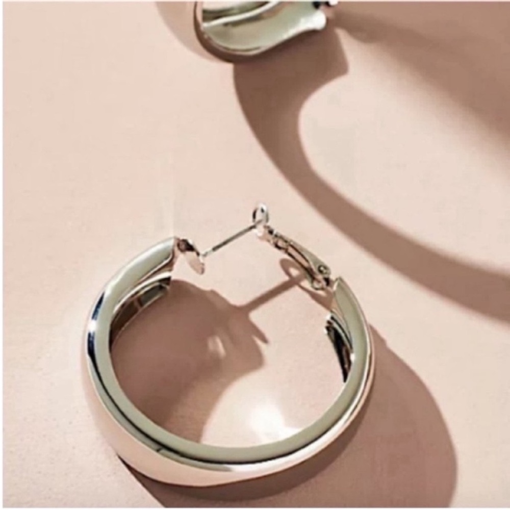 New! Cannes Silver Wide Hoop Earrings (1017) NWOT